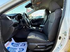 2019 TOYOTA RAV4 LE - Photo 20
