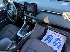 2019 TOYOTA RAV4 LE - Photo 23