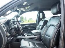 2022 Ram 1500 Rebel - Limited Slip Differential | Power Folding - Photo 41