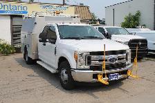 2017 Ford F-350 XLT Service Body truck DRW