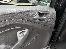 2014 Ford Escape SE 4dr 4x4 Automatic - Photo 32