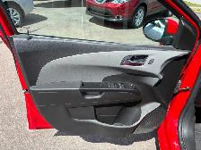 2018 Chevrolet Sonic - Photo 9