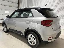 Hyundai Venue Preferred IVT avec couleur deux tons 2023 à vendre - Photo 7