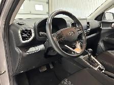 Hyundai Venue Preferred IVT avec couleur deux tons 2023 à vendre - Photo 11