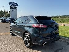 2022 Ford Edge ST performance - Photo 3