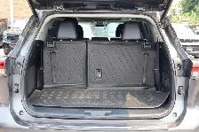 2022 Toyota Highlander HYBRID Limited AWD - Photo 18