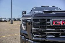 2026 GMC Sierra 3500HD AT4 - Photo 11