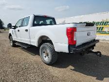 2017 Ford F-350 SD - Photo 3