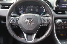 2022 Toyota RAV4 Prime - Photo 11