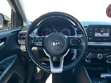 2020 Kia Rio 5-door LX / FWD - Photo 14