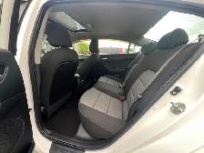 2015 Kia Forte 4dr Sdn Auto LX  w/Sunroof - Photo 15