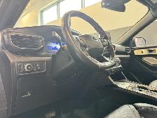 2022 FORD Explorer ST Ready to register in AB or SK NO inspectio - Photo 9