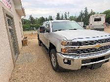 2017 Chevrolet Silverado 2500 6.0 L V-8 / 114, 996 KM/ Leather S - Photo 4