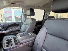 2017 Chevrolet Silverado 2500 6.0 L V-8 / 114, 996 KM/ Leather S - Photo 6