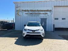 2017 Toyota RAV4 AWD SE | Remote Start | Power Tailgate - Photo 2