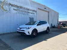 2017 Toyota RAV4 AWD SE | Remote Start | Power Tailgate - Photo 9