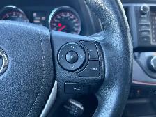 2017 Toyota RAV4 AWD SE | Remote Start | Power Tailgate - Photo 14