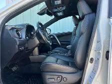 2017 Toyota RAV4 AWD SE | Remote Start | Power Tailgate - Photo 16