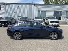 2019 Mazda MAZDA3 GT AWD/SUNROOF/NAVIGATION/LEATHER/BCKUP CAM - Photo 8