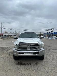 2011 Dodge Ram 3500 Crew Cab - Photo 2
