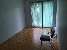 Chambre disponible – Cohabitation – Laval – 4 1/2 - Photo 7