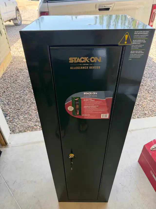 Stack-On Gun Cabinet