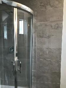Master Bedroom For Rent Female (Big & Bright & walk-in bathroom) - Photo 3