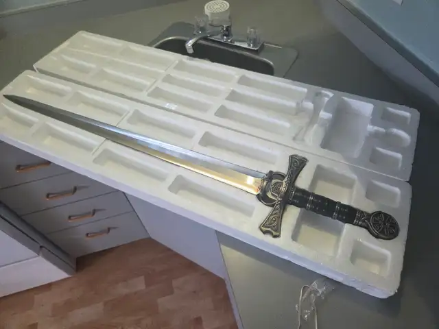 Belle Serpière décorative neuve