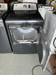 GE Washer and Dryer - Photo 3