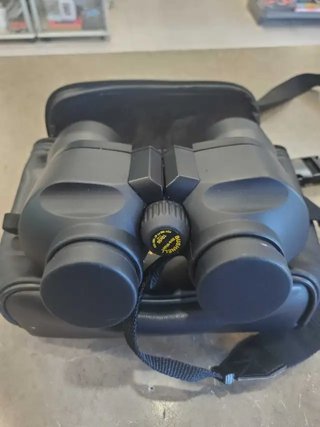 Bushnell Xtra-Wide 10x50 Binoculars