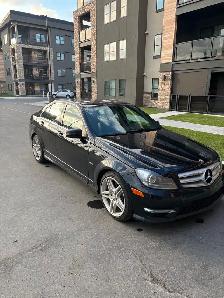 2012 Mercedes C350 4Matic - Photo 3