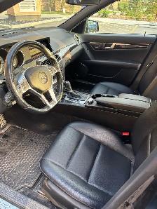 2012 Mercedes C350 4Matic - Photo 9