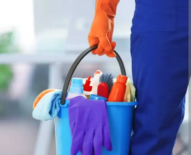 FEEL FRESH CLEANING