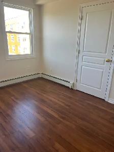 2 bedroom   den available for Sept 1 in Clayton Park West area - Photo 5