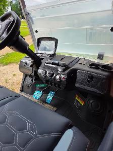 2027 D-Max 4 seater Lithium Electric Golf cart In Mineral White - Photo 10