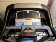 Selling Horizon CT 5.1 treadmill - Photo 2