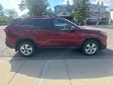 2021 TOYOTA RAV4 XLE HYBRID AWD - Photo 2