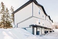 FULLY FURNISHED TOWNHOME - YORKTON