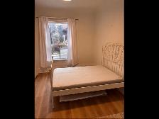 Main room On Boultbee Ave  in the " Pocket " - Photo 5