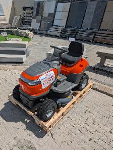 Husqvarna TS 112 38' Riding Lawn Mower - Photo 6