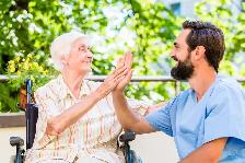 24 hours live in care mature female needed lacombe - Photo 2