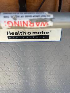 HEALTH METRE RAMP THE SCALE IS MISSING THE HARDWARE - Photo 2