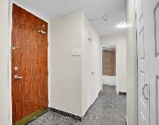Beautifully renovated 2 bedrooms condo - all utilities included - Photo 7