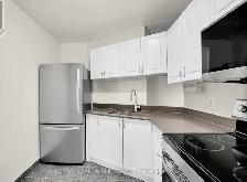 Beautifully renovated 2 bedrooms condo - all utilities included - Photo 11