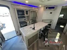 2024 CrossRoads RV Zinger ZR331BH - Photo 9