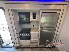 2024 CrossRoads RV Zinger ZR331BH - Photo 11