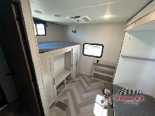 2024 CrossRoads RV Zinger ZR331BH - Photo 14