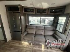 2022 Alliance RV Valor 40V13 - Photo 16