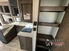 2022 Alliance RV Valor 40V13 - Photo 19