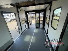 2022 Alliance RV Valor 40V13 - Photo 23